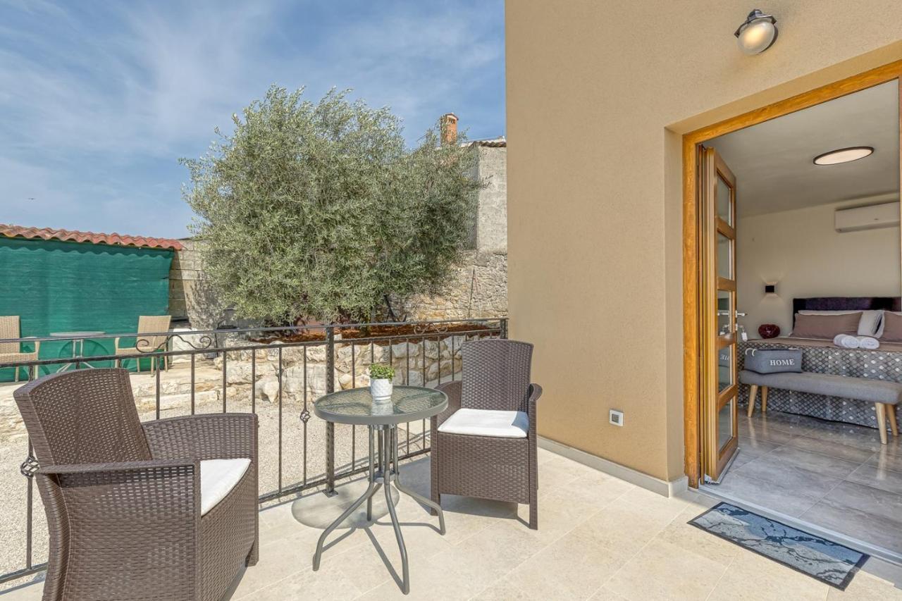 Rooms Nilda Musalez Exterior photo
